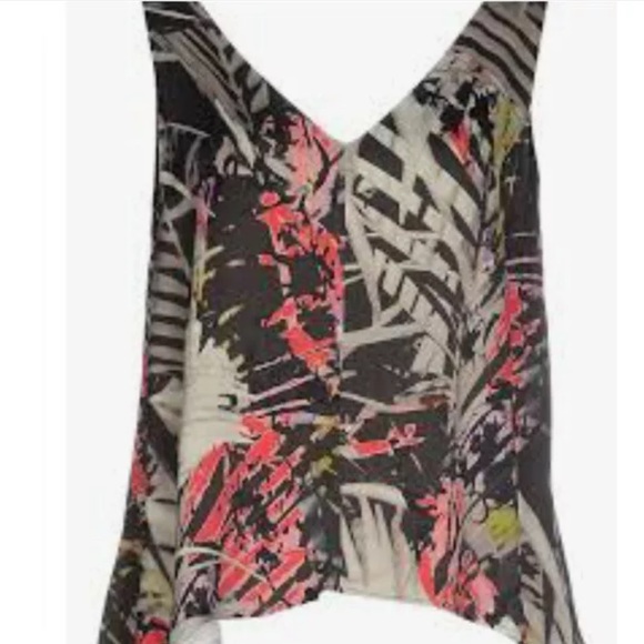 Attic and Barn Top, Size XS - Picture 2 of 8